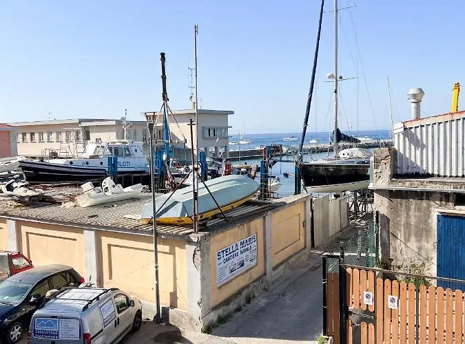 Marina Апартаменты Прочида